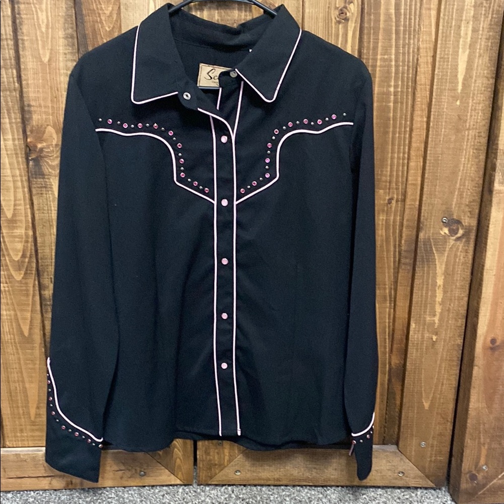 Scully Western Shirt with pistols and crystal Accents